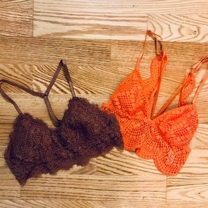 3 for 25!! NEW VS / AERIE Bundle two Bralettes XS
